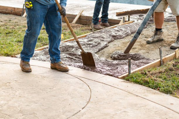 Best Concrete Pool Decks in Loogootee, IN